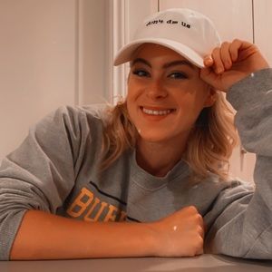 Meet your Posher, Lizzie